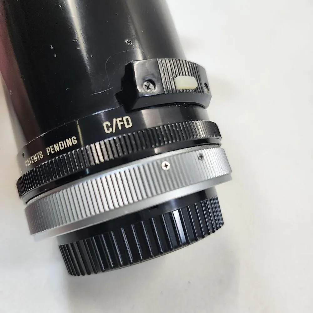 Vivitar 70-210mm f3.5 VMC Series 1 Macro Focusing Auto Zoom Lens Canon FD VTG